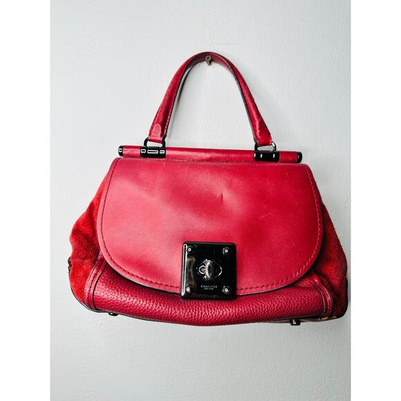 COACH Handbags - COACH Rustic Red Pebbled Leather Turnlock Closure Drifter Top Handle Hand Bag